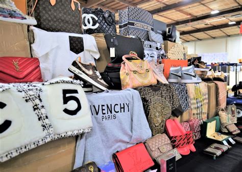 replica clothing los angeles|los angeles counterfeit purses.